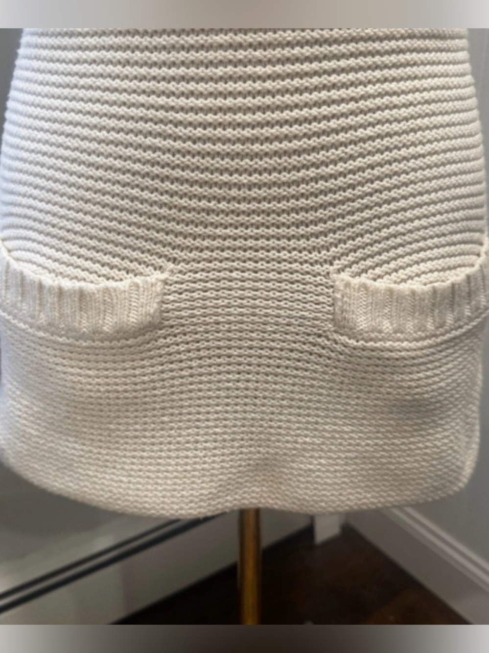 Michael Kors Elegant Cream knit Sleeveless tunic Sweater. Size XS - Picture 4 of 10